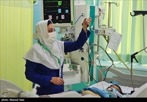 مهاجرت سالانه 2700 نفر پرستار از ایران/ لزوم استخدام نیروی جدید با افزایش تخت‌های بیمارستانی